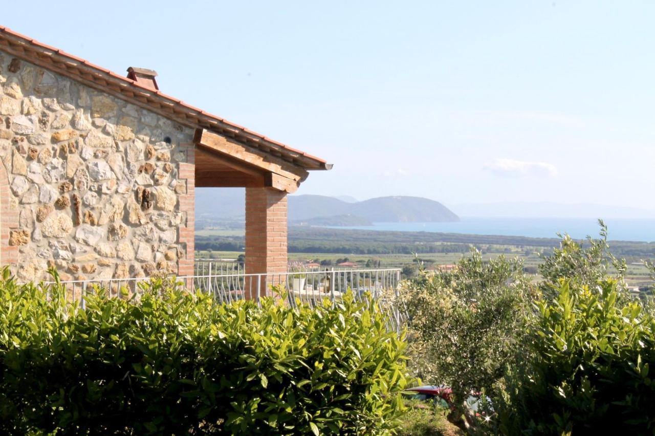 Agriturismo Suite Del Conte San Vincenzo Bagian luar foto