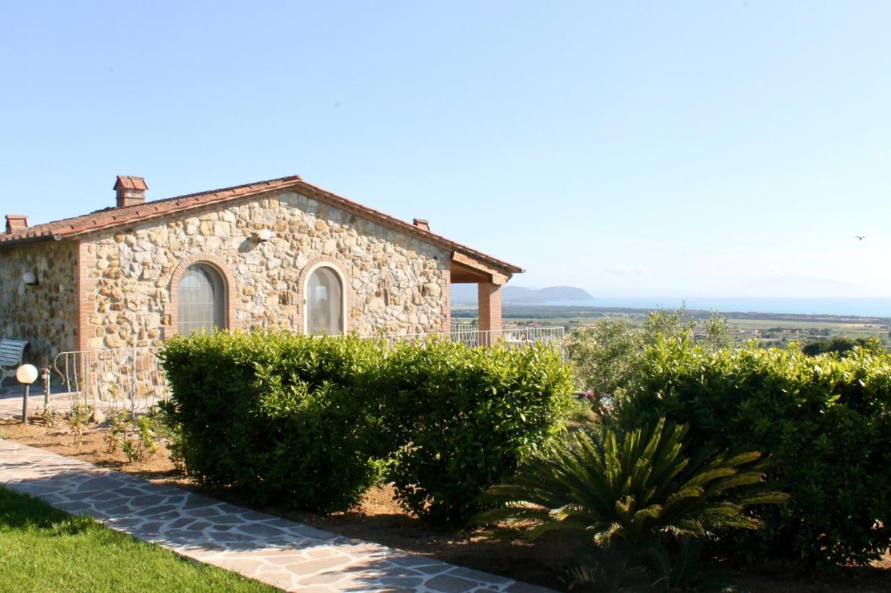 Agriturismo Suite Del Conte San Vincenzo Bagian luar foto