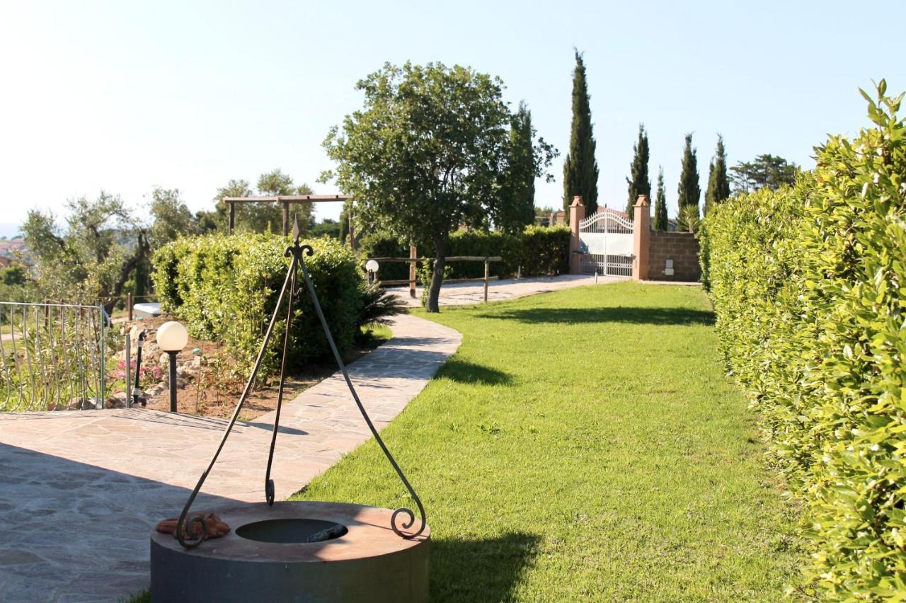 Agriturismo Suite Del Conte San Vincenzo Bagian luar foto