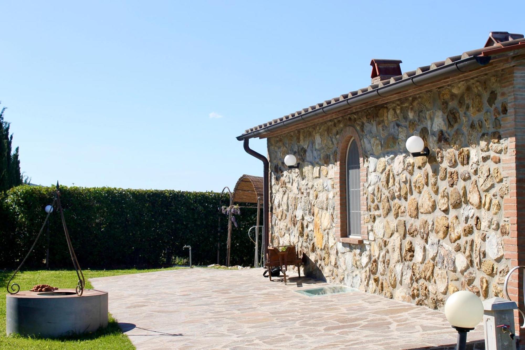 Agriturismo Suite Del Conte San Vincenzo Bagian luar foto