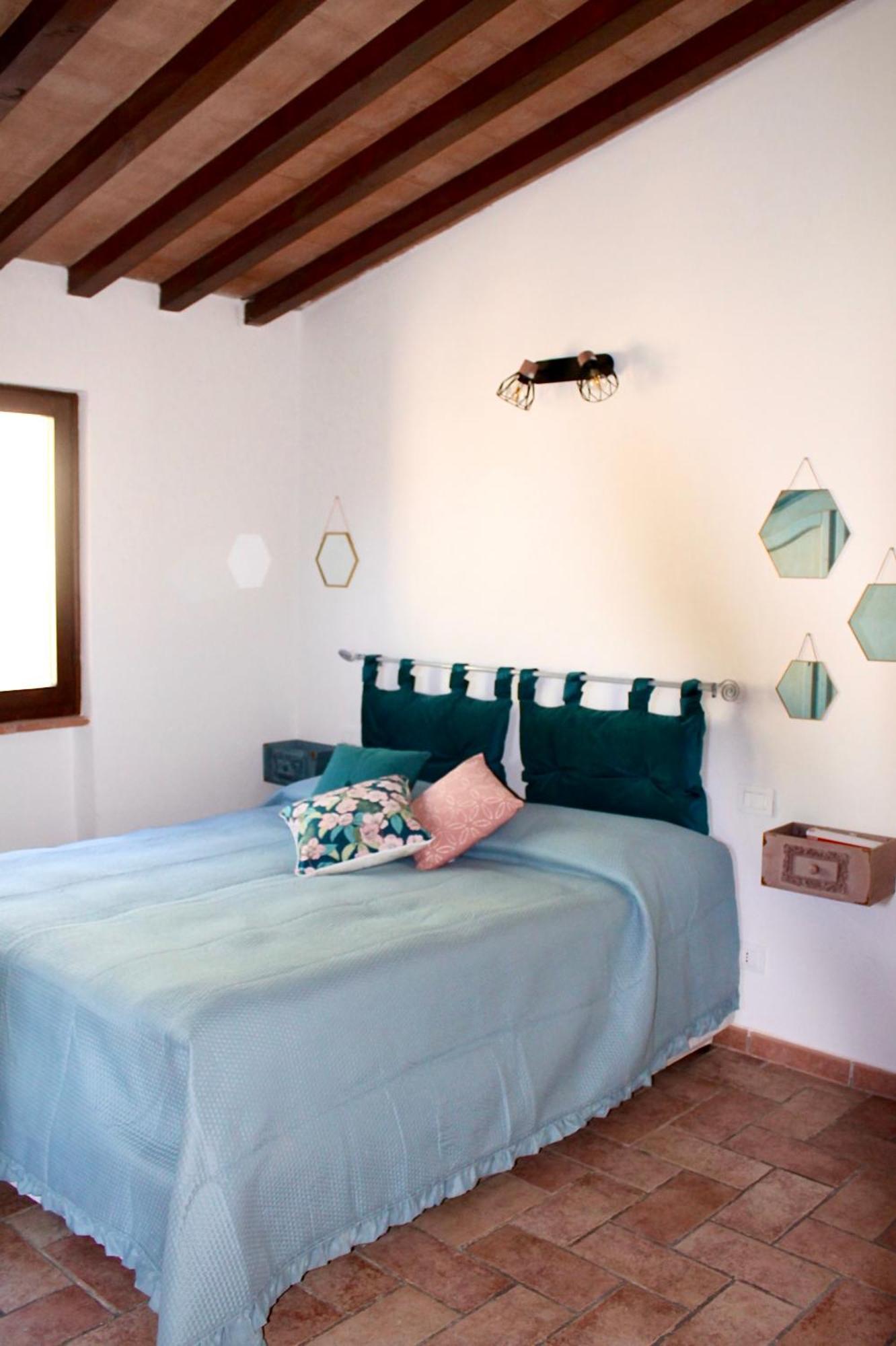 Agriturismo Suite Del Conte San Vincenzo Ruang foto